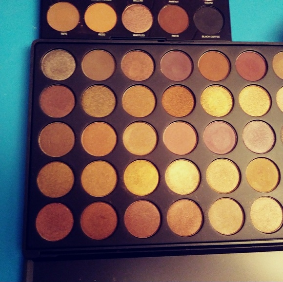 Morphe - Picture 2 of 2